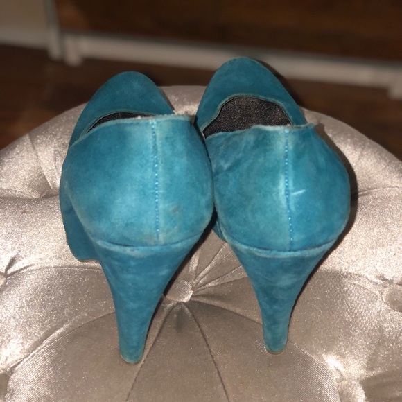 Steve Madden blue platform pumps - Picture 2 of 4